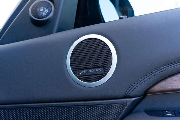 2019 Land Rover Discovery SD6 HSE Series 5