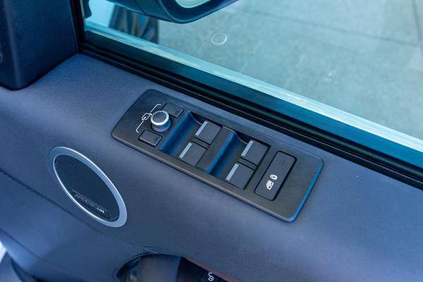 2019 Land Rover Discovery SD6 HSE Series 5