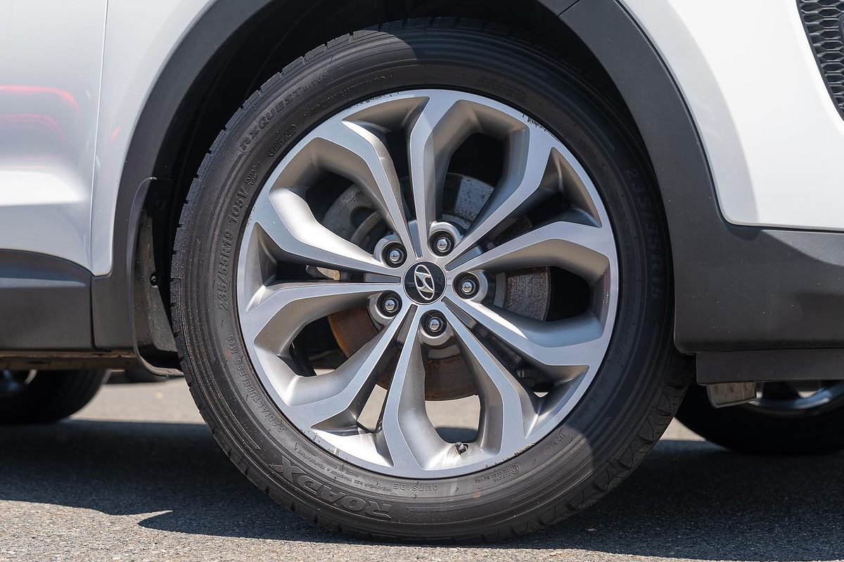 2013 Hyundai Santa Fe Highlander DM