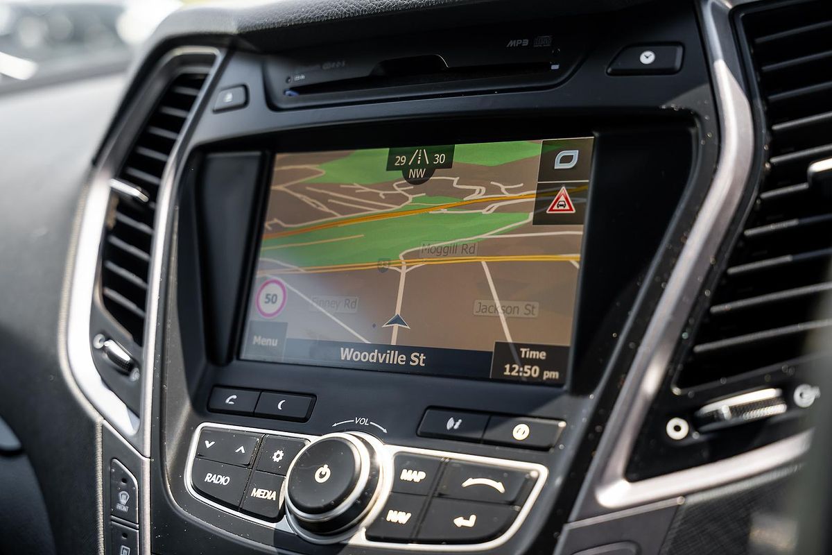 2013 Hyundai Santa Fe Highlander DM