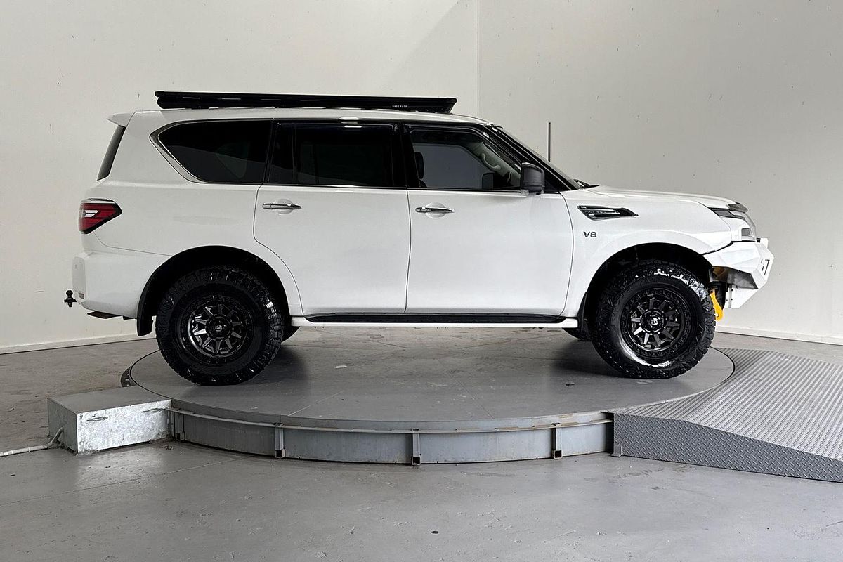 2022 Nissan Patrol Ti Y62