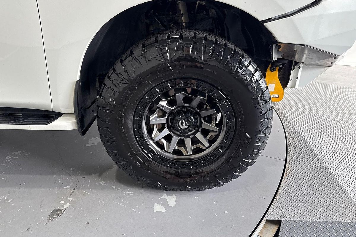 2022 Nissan Patrol Ti Y62