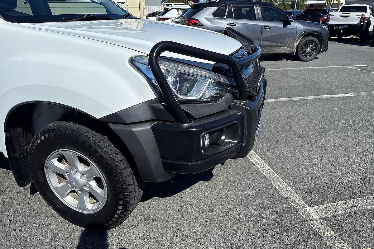 2019 Isuzu MU-X LS-M