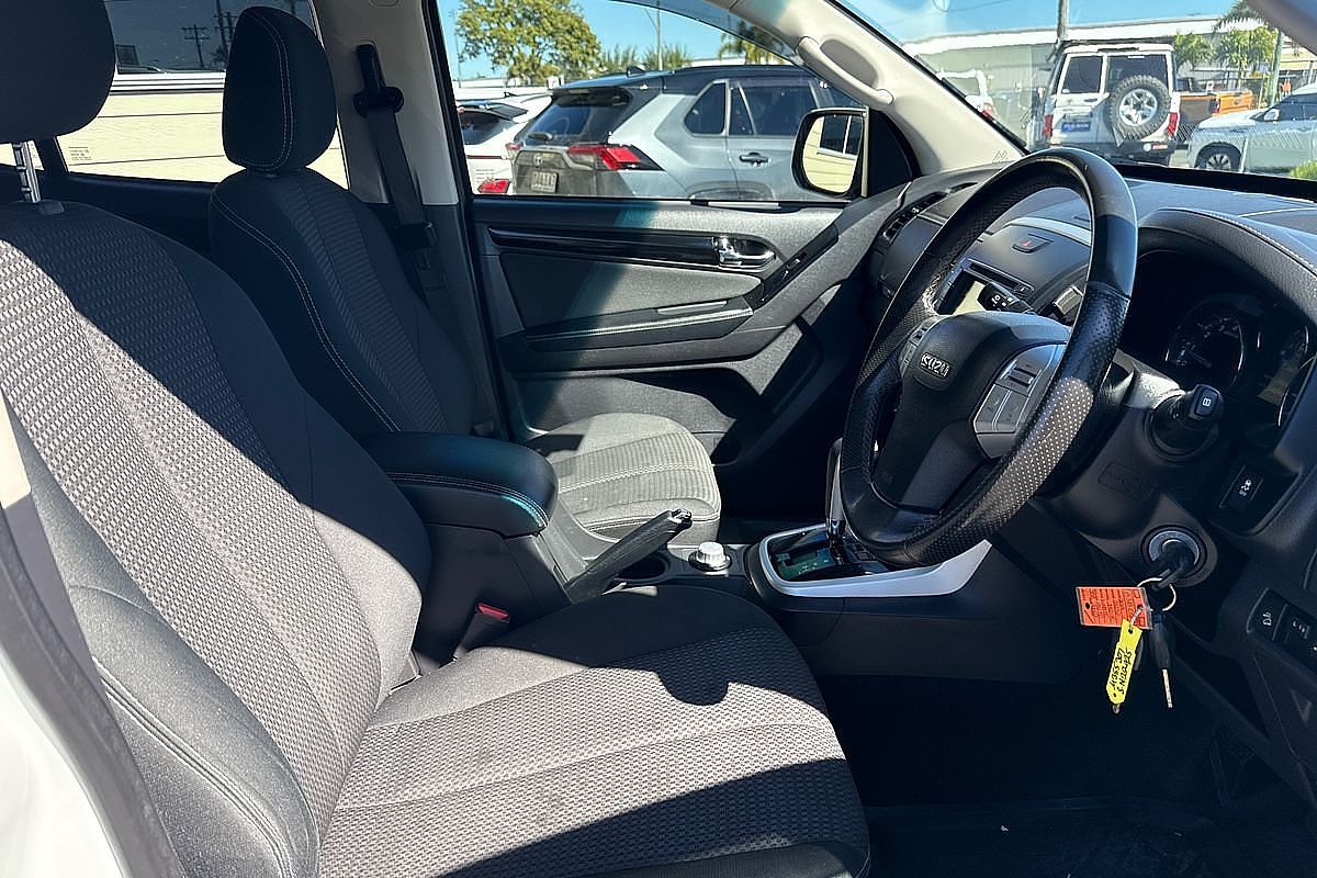 2019 Isuzu MU-X LS-M