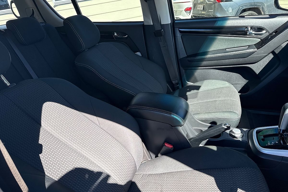 2019 Isuzu MU-X LS-M