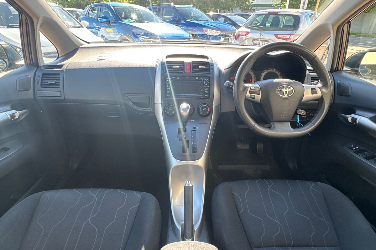 2010 Toyota Corolla Conquest ZRE152R