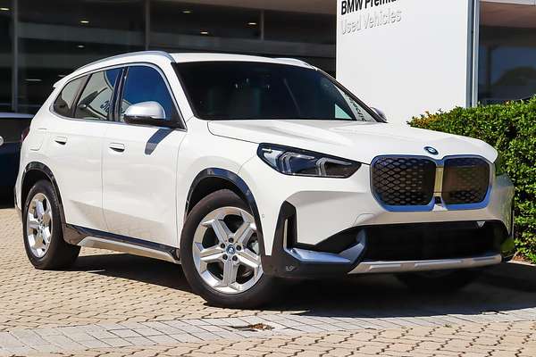2024 BMW iX1 eDrive20 xLine U11