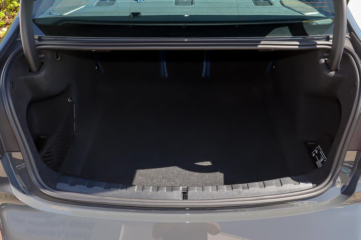 2025 BMW M3 Competition G80 LCI