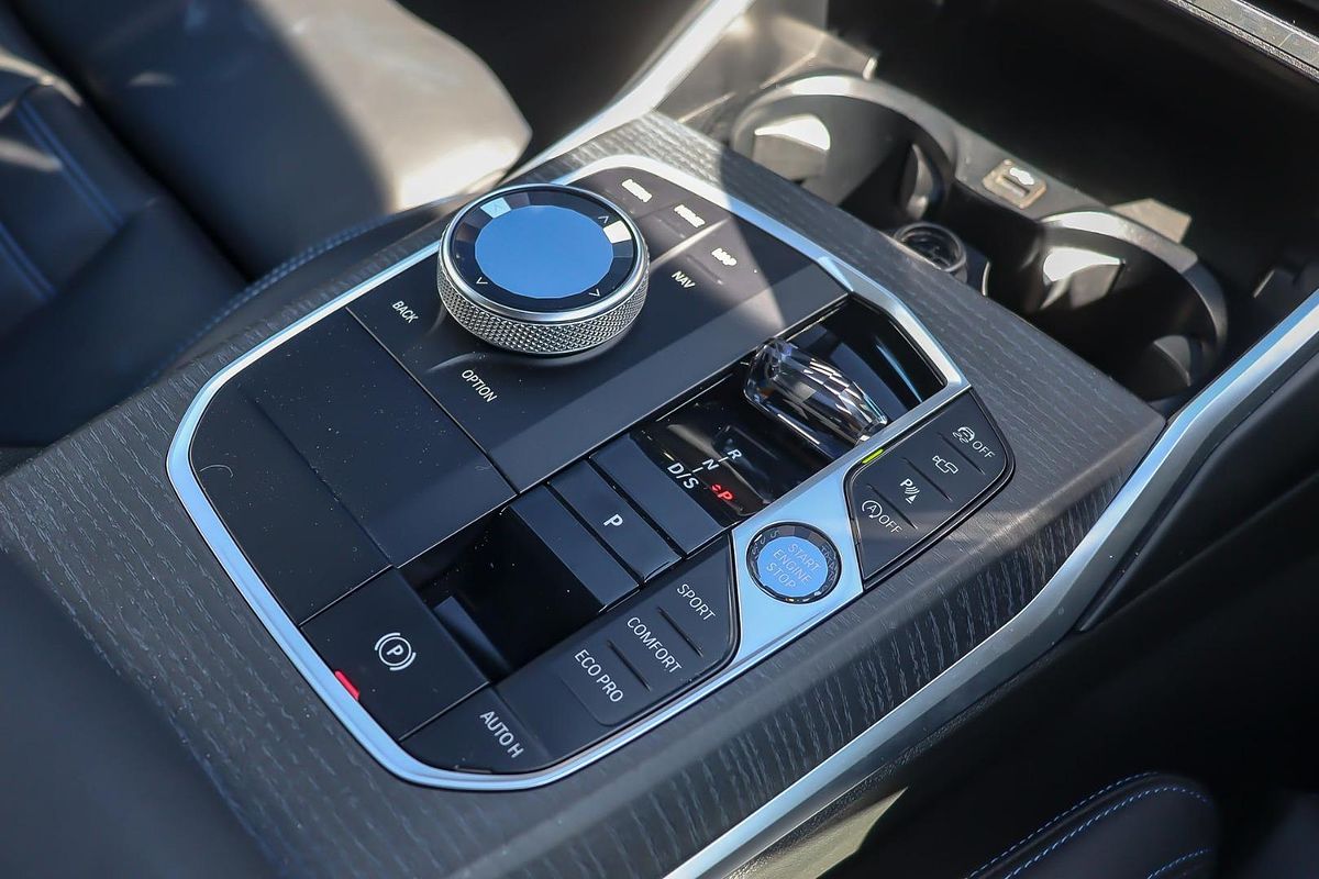 2024 BMW 3 Series 330i M Sport G20 LCI