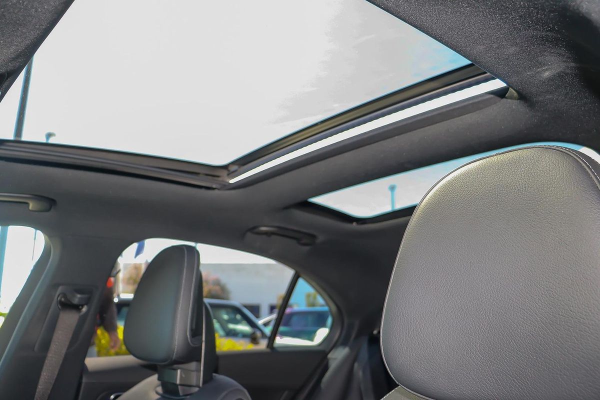 2022 Mercedes-Benz C-Class C300 W206