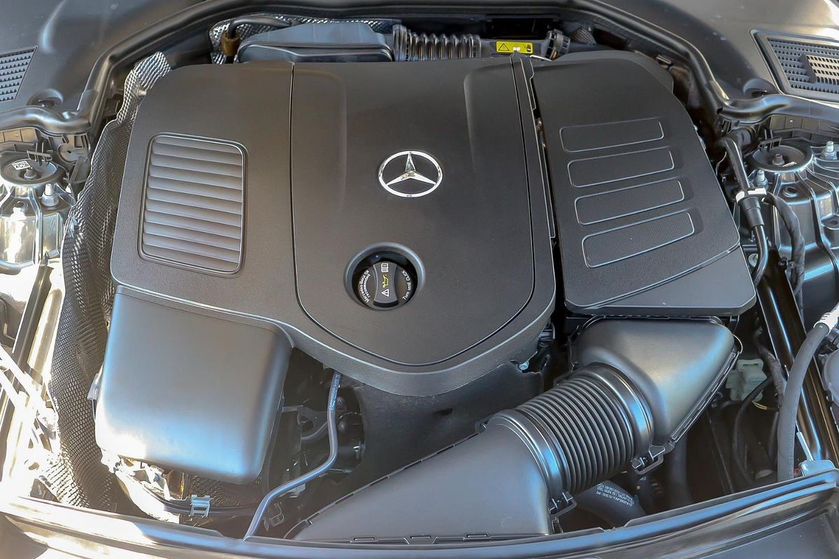 2022 Mercedes-Benz C-Class C300 W206