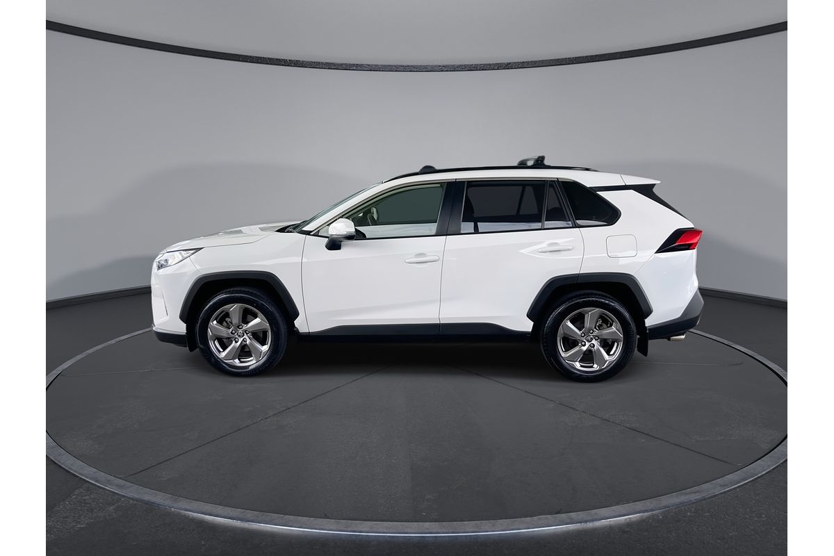 2021 Toyota RAV4 GXL MXAA52R