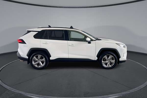 2021 Toyota RAV4 GXL MXAA52R