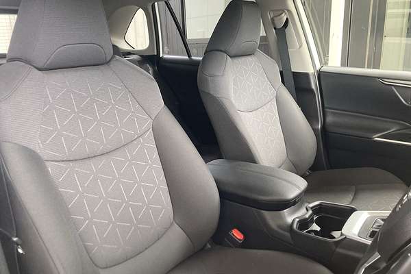 2021 Toyota RAV4 GXL MXAA52R