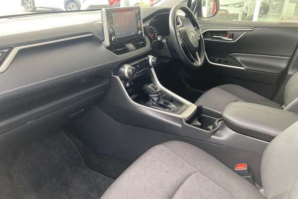 2021 Toyota RAV4 GXL MXAA52R