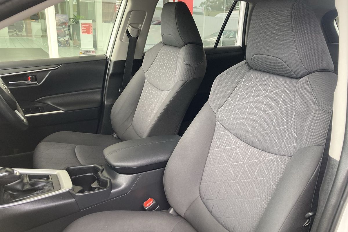 2021 Toyota RAV4 GXL MXAA52R