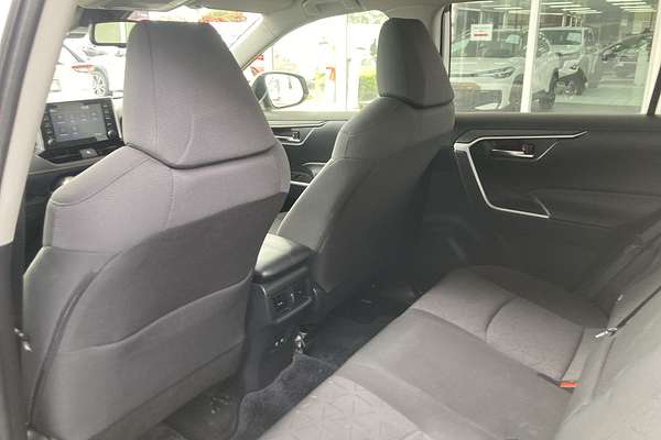 2021 Toyota RAV4 GXL MXAA52R