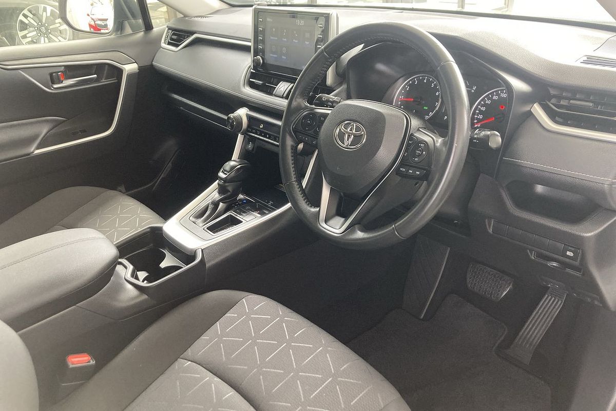 2021 Toyota RAV4 GXL MXAA52R