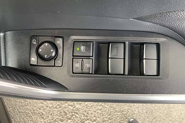 2021 Toyota RAV4 GXL MXAA52R