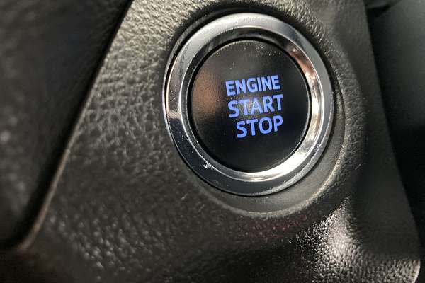 2021 Toyota RAV4 GXL MXAA52R