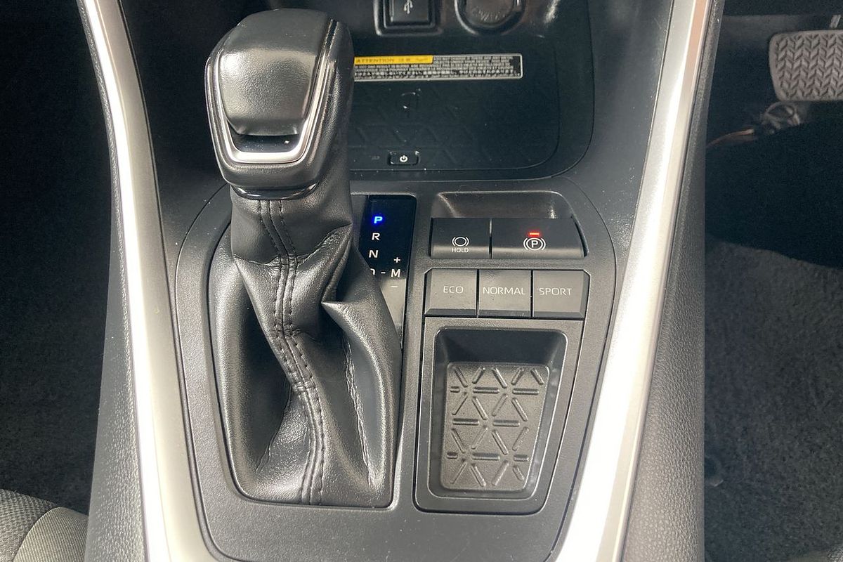 2021 Toyota RAV4 GXL MXAA52R