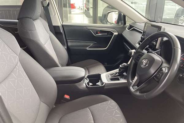 2021 Toyota RAV4 GXL MXAA52R