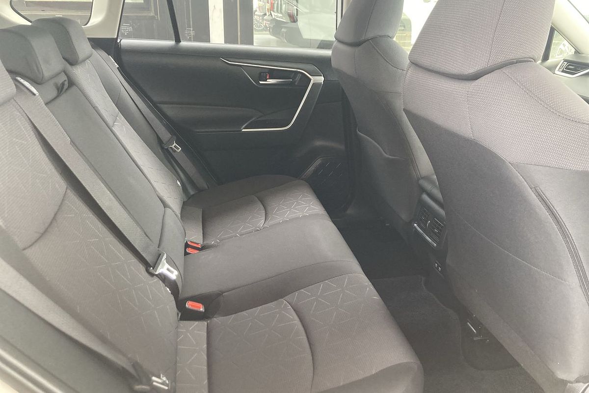 2021 Toyota RAV4 GXL MXAA52R