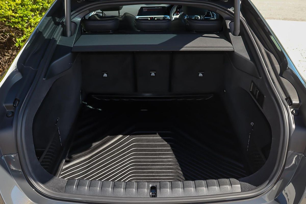 2022 BMW 4 Series 420i M Sport G26