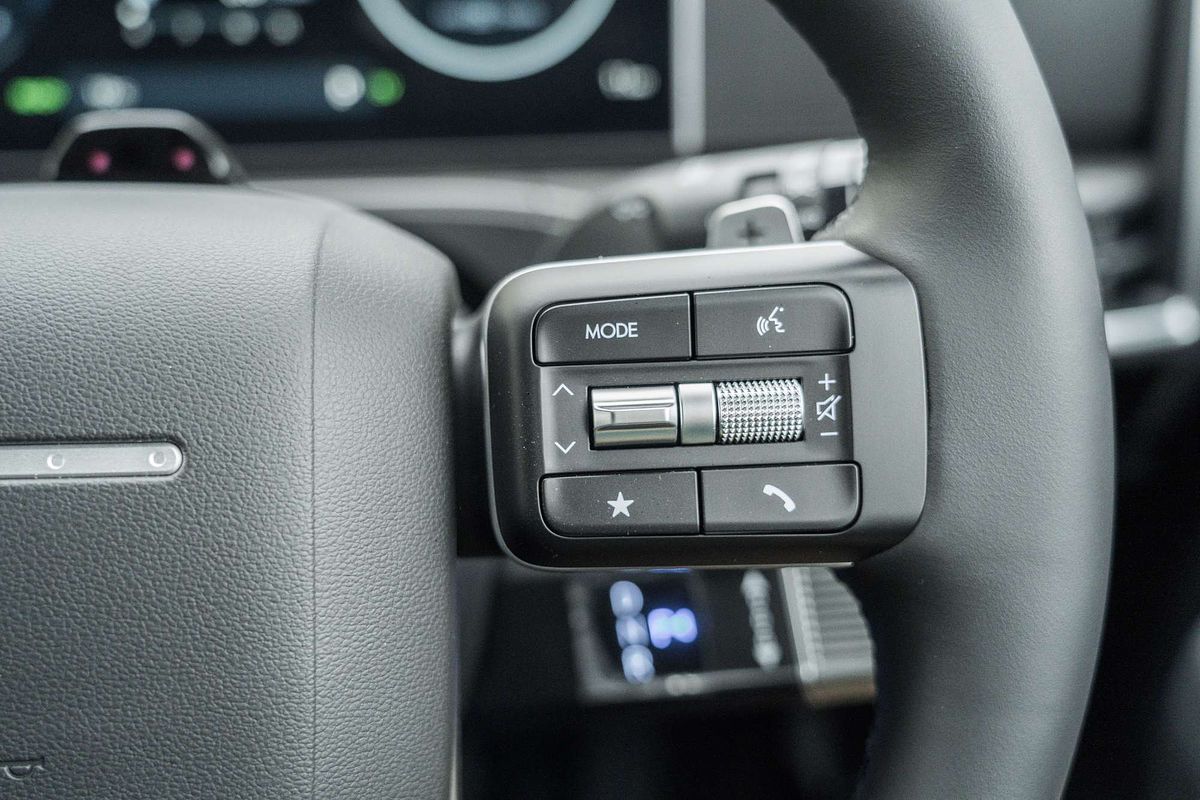 2025 Hyundai Santa Fe Hybrid MX5.V1