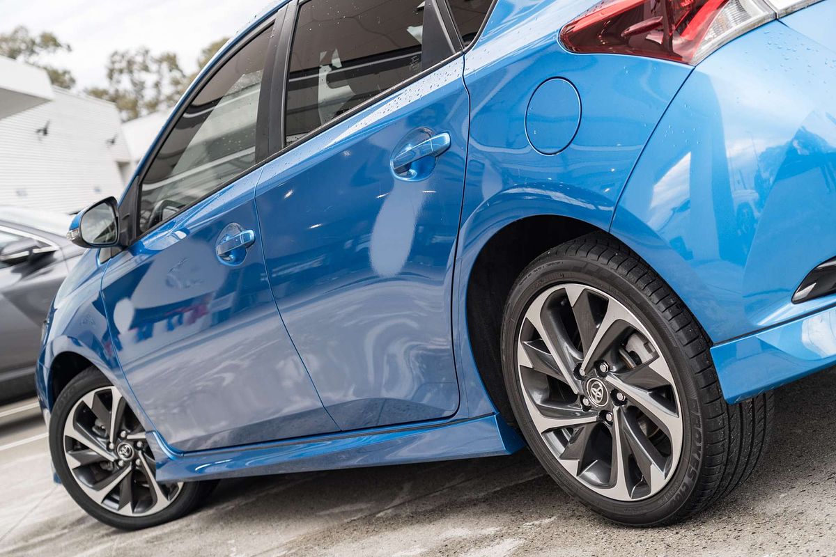 2016 Toyota Corolla SX ZRE182R