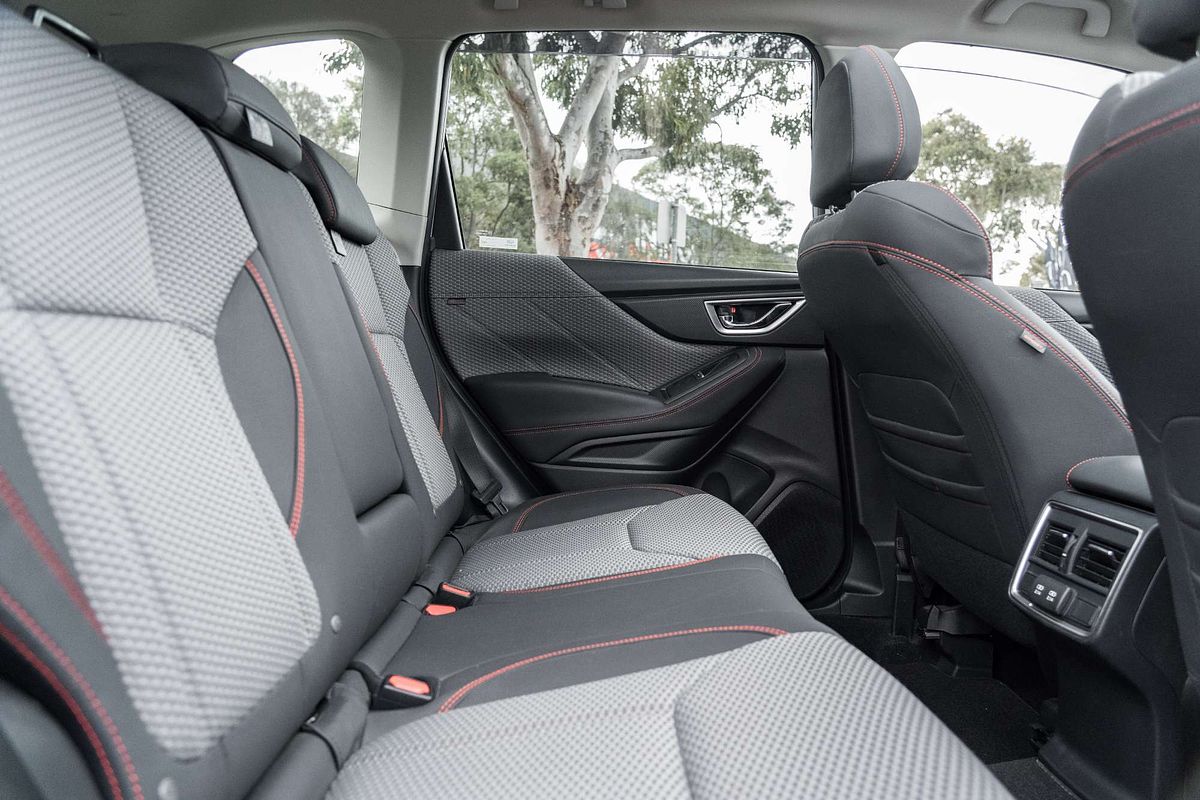 2021 Subaru Forester 2.5i Sport S5