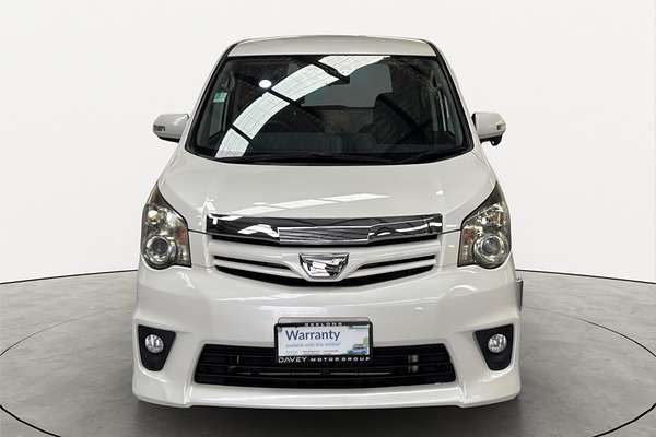 2013 Toyota Noah SI Welcab