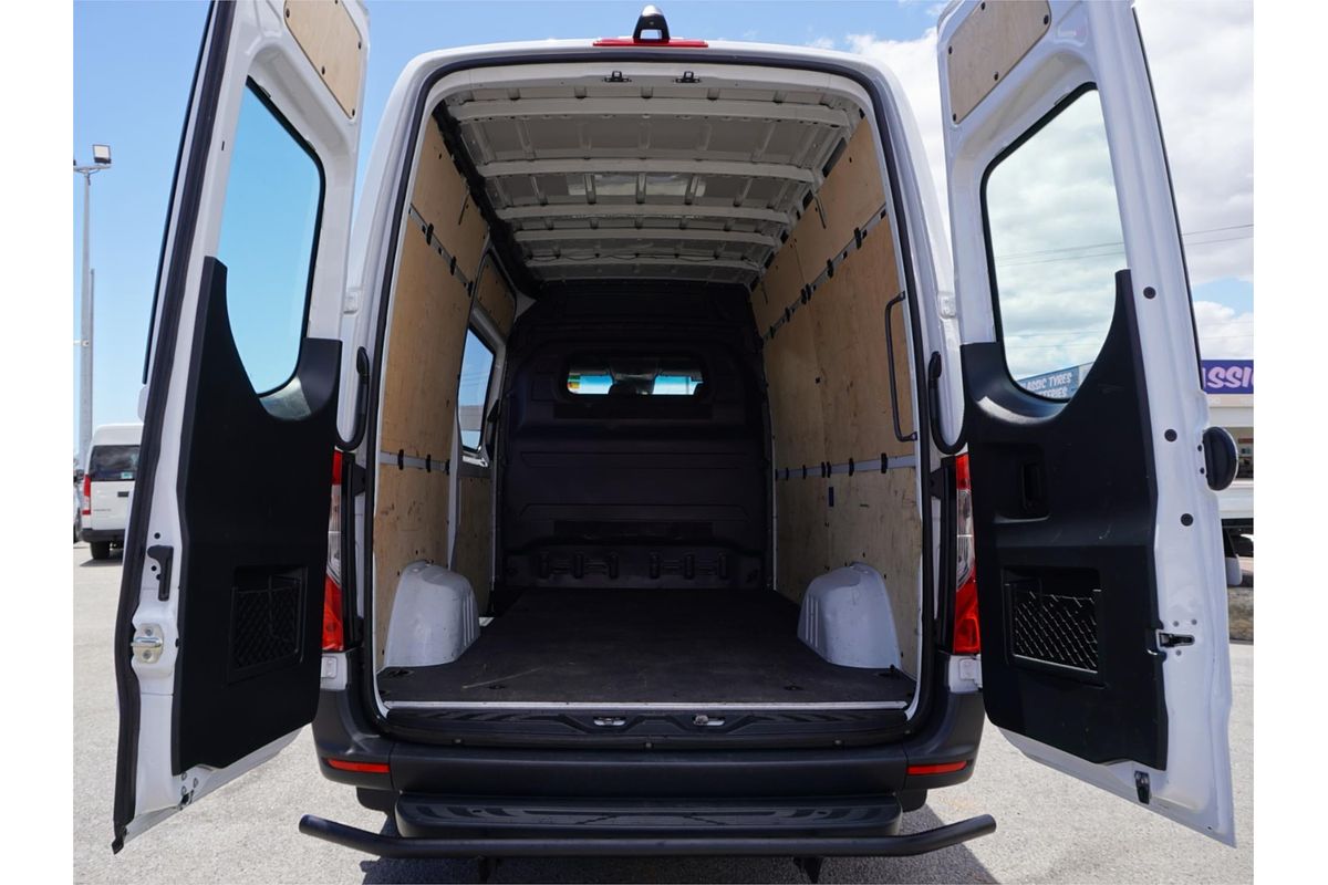 2022 Mercedes-Benz Sprinter 314CDI VS30