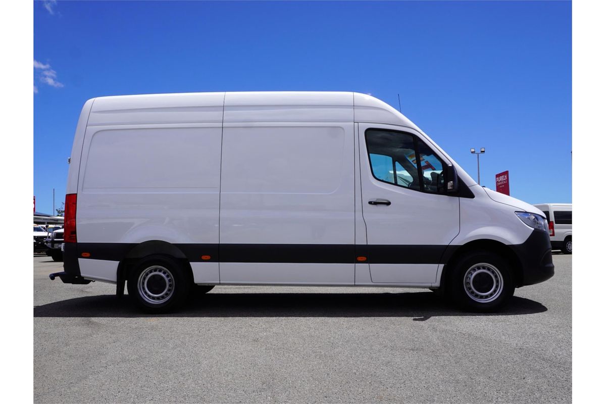 2022 Mercedes-Benz Sprinter 314CDI VS30