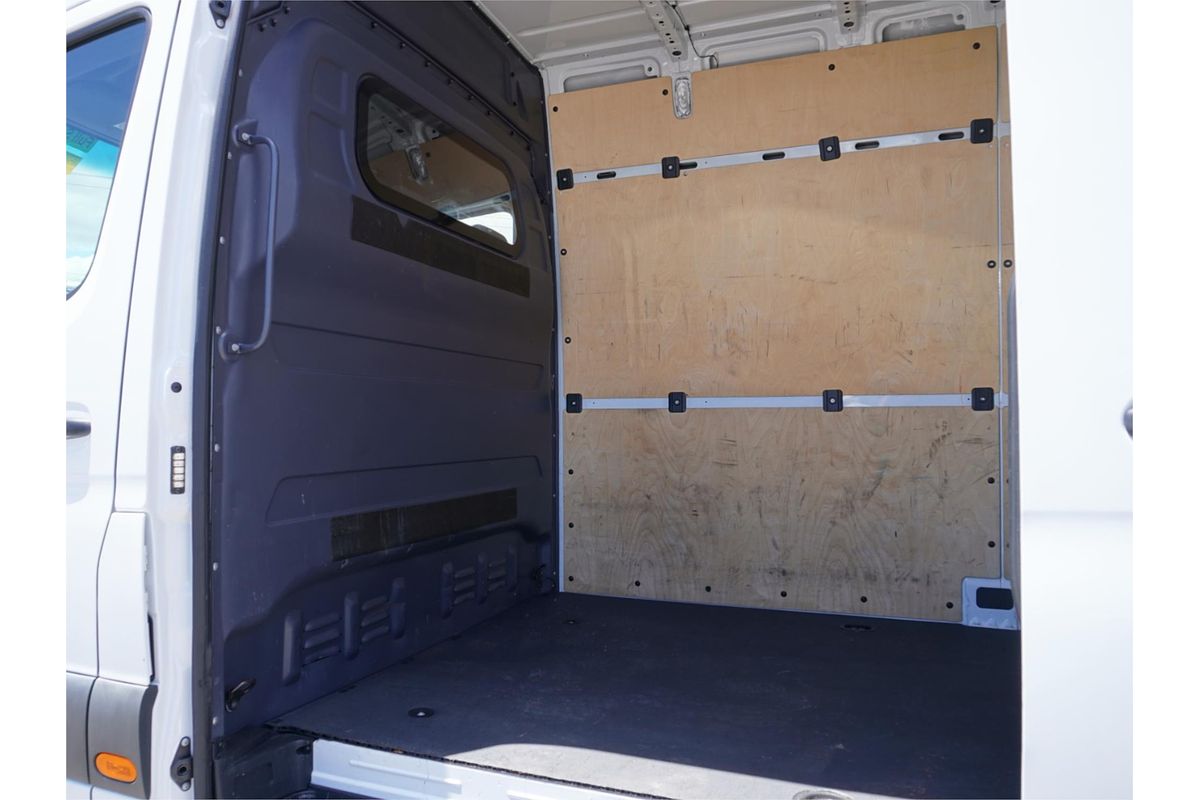 2022 Mercedes-Benz Sprinter 314CDI VS30