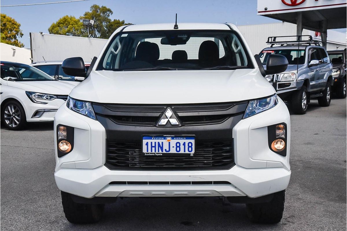 2022 Mitsubishi Triton GLX MR 4X4