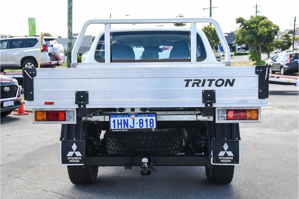 2022 Mitsubishi Triton GLX MR 4X4