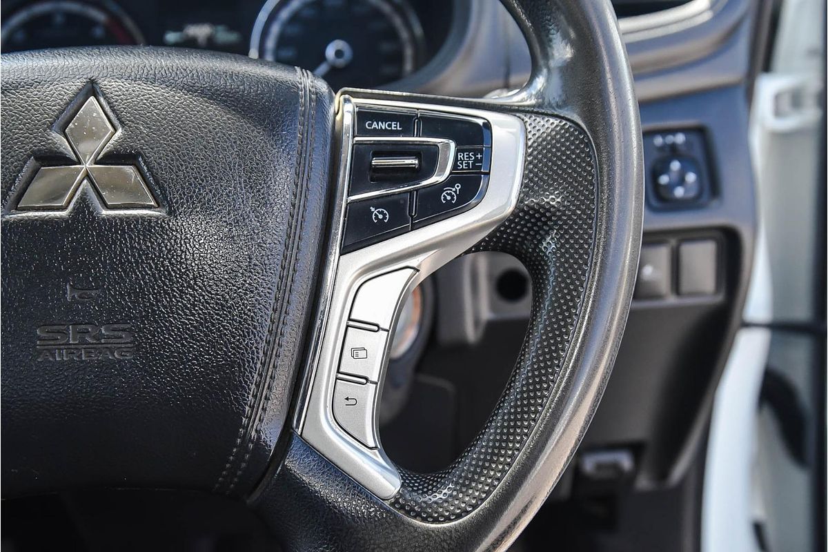 2022 Mitsubishi Triton GLX MR 4X4