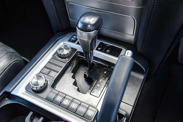 2020 Toyota Landcruiser Sahara VDJ200R