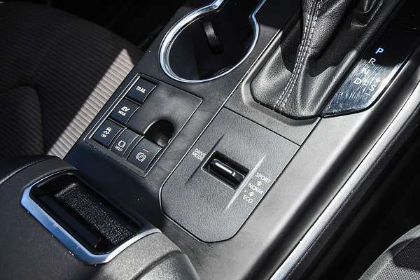 2024 Toyota Kluger GX AXUH78R