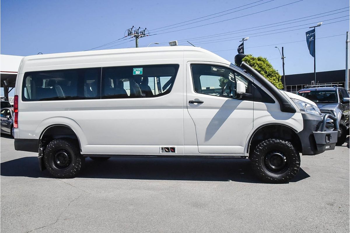 2021 Toyota Hiace Commuter GDH322R ELWB High Roof