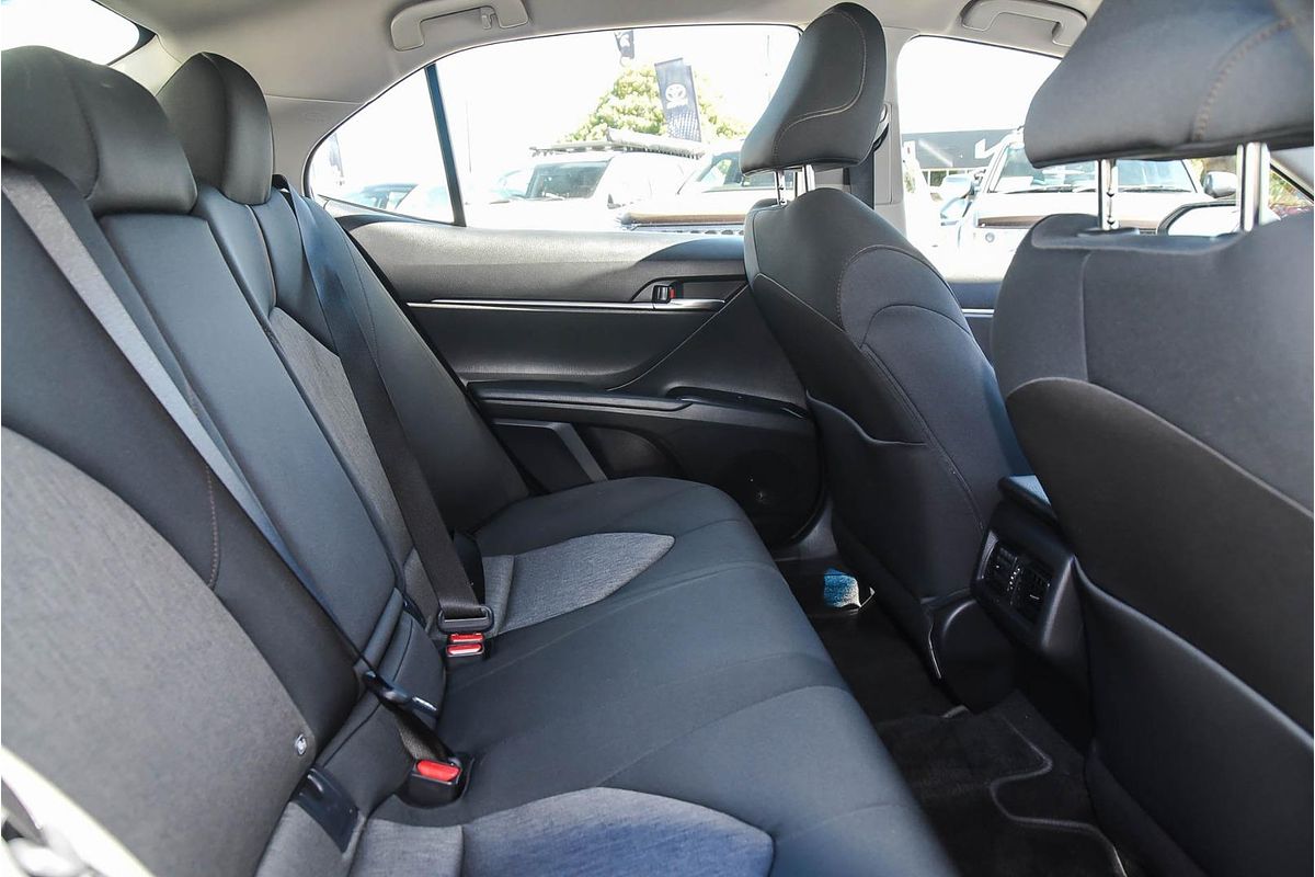 2020 Toyota Camry Ascent Sport AXVH71R