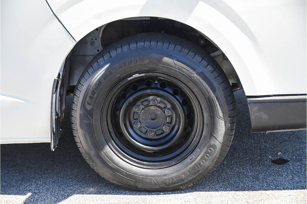 2014 Toyota Hiace KDH201R LWB