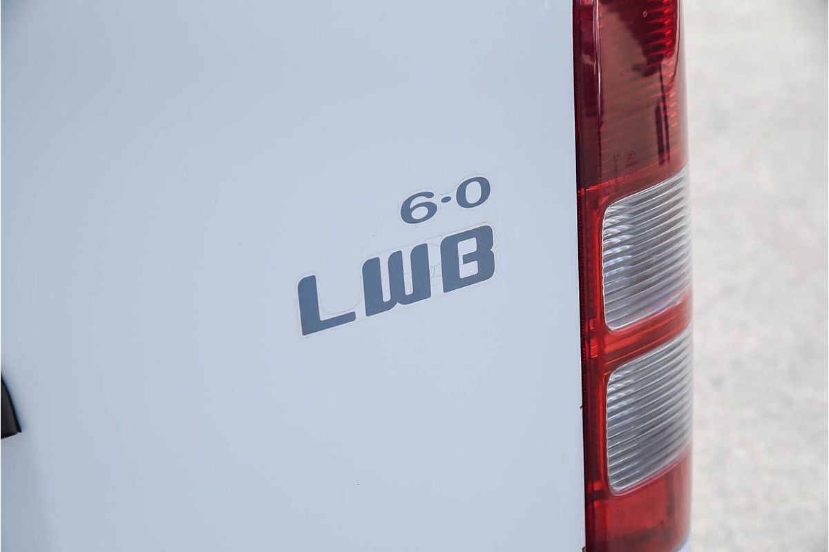 2014 Toyota Hiace KDH201R LWB