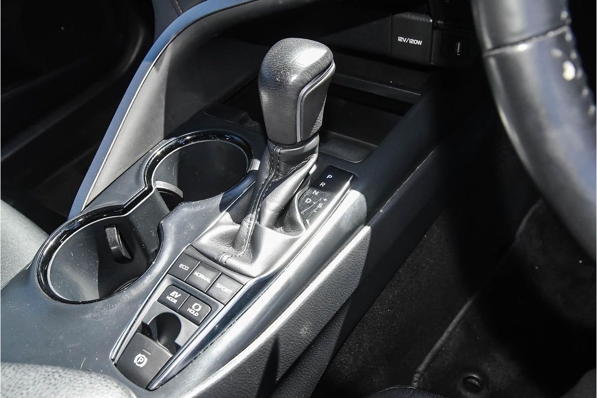 2020 Toyota Camry Ascent Sport AXVH71R