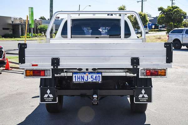 2022 Mitsubishi Triton GLX MR 4X4