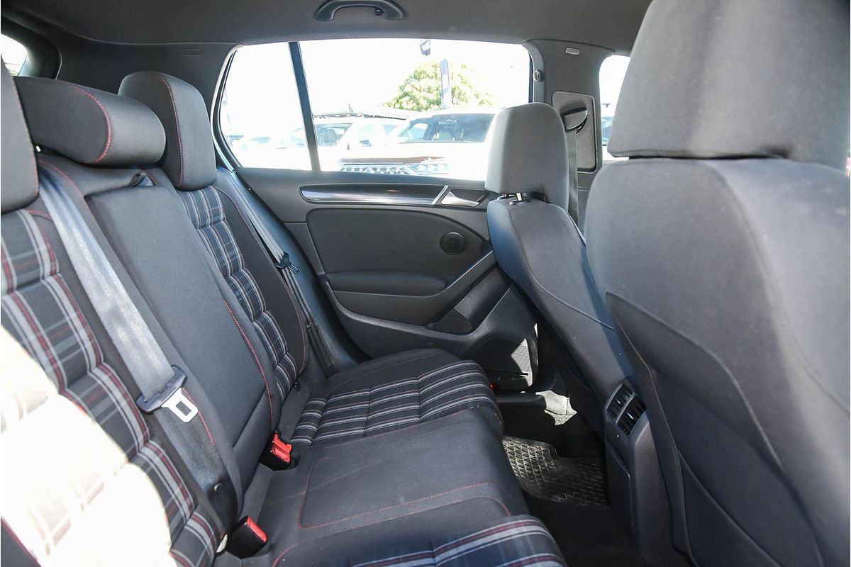 2010 Volkswagen Golf GTI VI