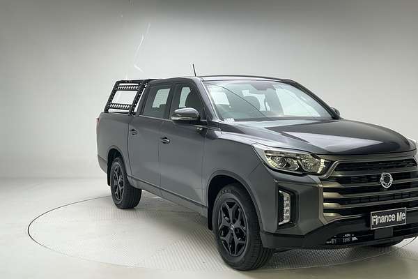 2023 SsangYong Musso ELX Q261 4X4 LWB thumb-1