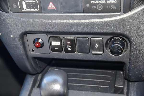 2022 Mitsubishi Triton GLX MR 4X4