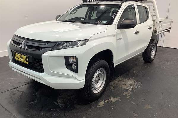 2020 Mitsubishi Triton GLX ADAS MR 4X4